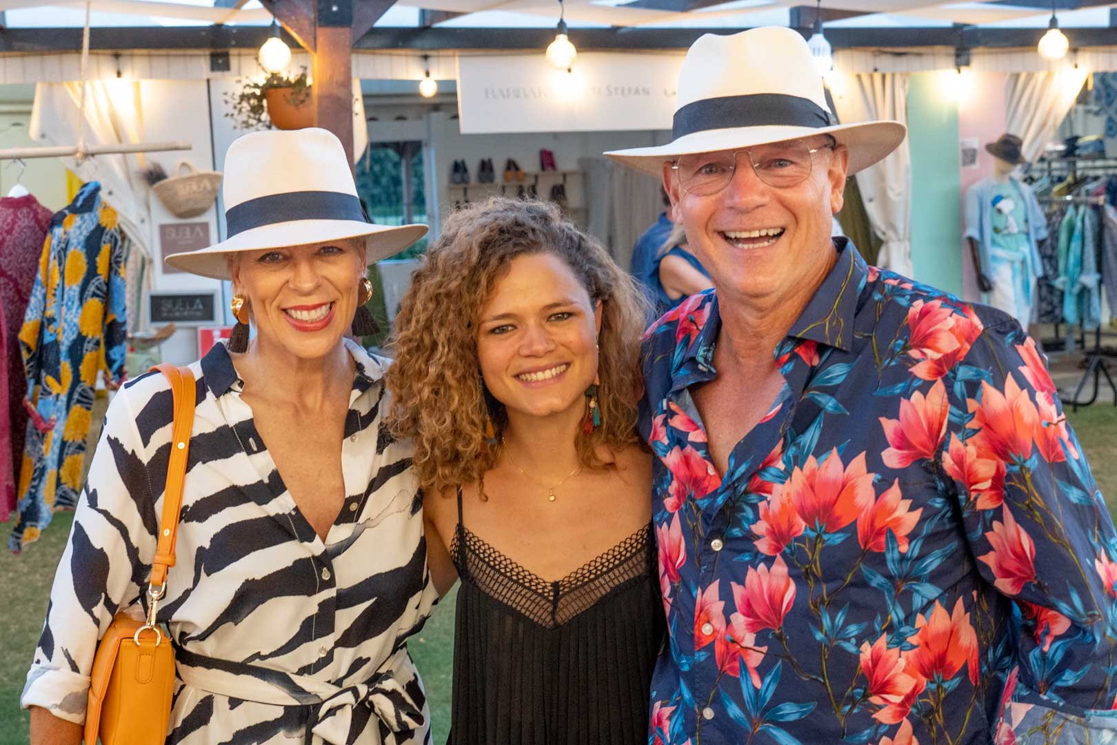 Stephanie Noll, Silvina Hood, Charlie Gubbins